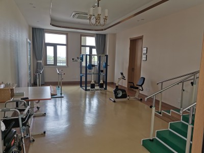 朗颐杨柳郡1楼康复厅