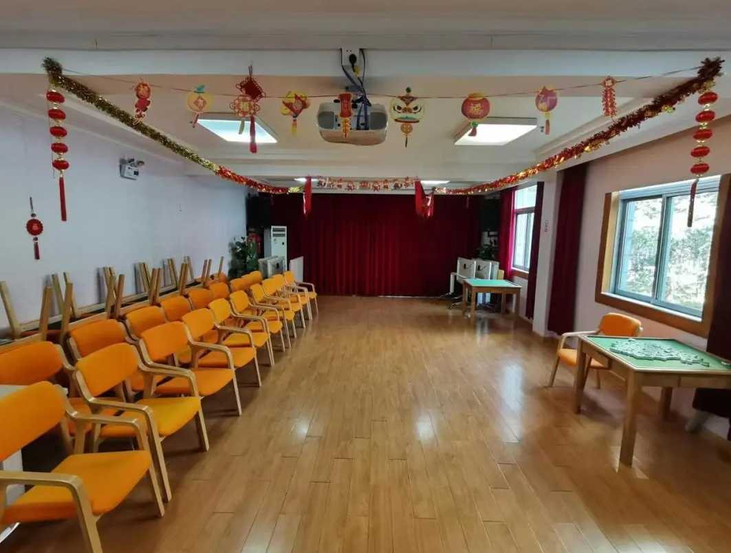徐汇区徐家汇街道敬老院活动区