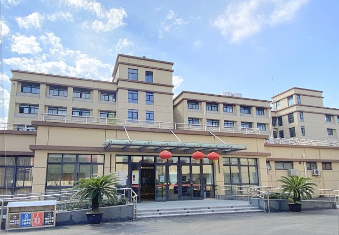 申江养护院大门