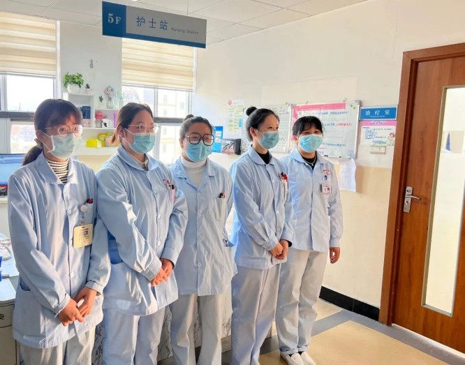 云和县和平老年护理医护人员