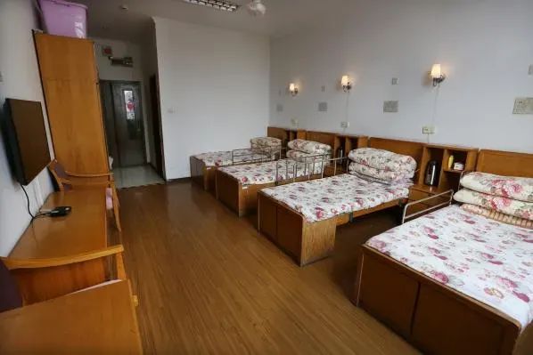 和养第二老年公寓病房