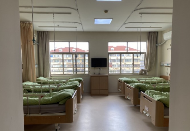 杨浦区日月星护理院病房3