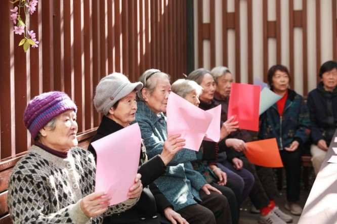 杨浦新江湾养老院活动2