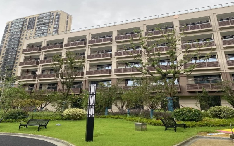 上海星辰家养老院户外环境