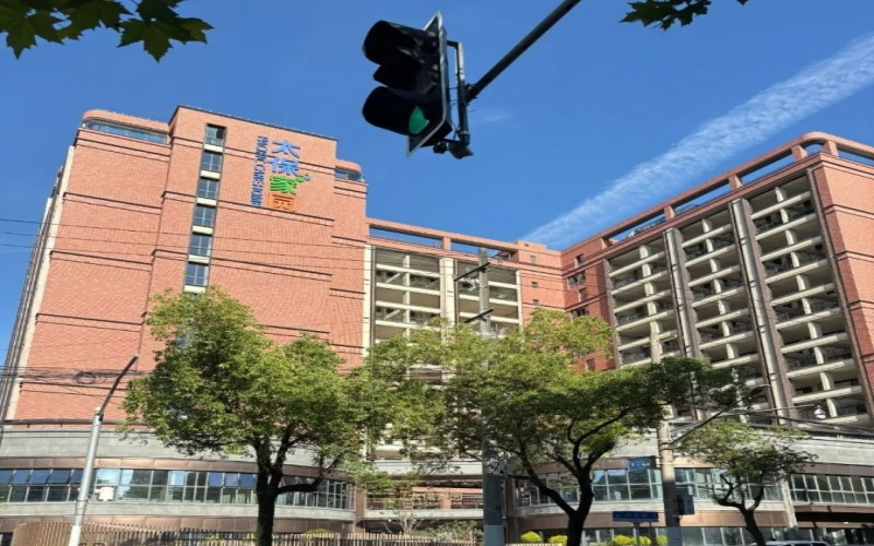 上海静安国际康养社区大楼