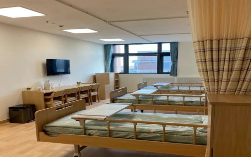 上海祝桥养护院病房